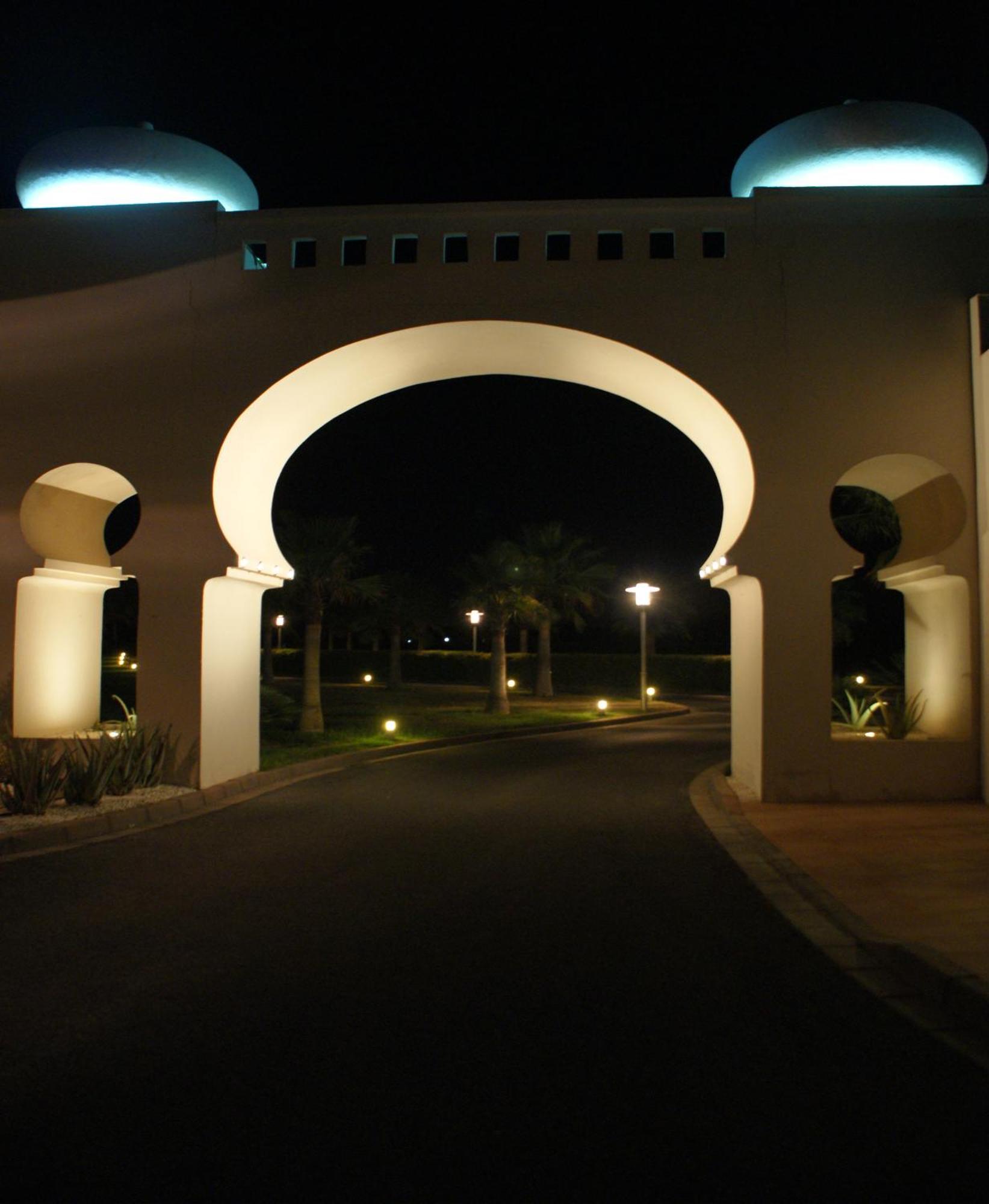 Hotel Alkalat Alcalá de Guadaira Εξωτερικό φωτογραφία