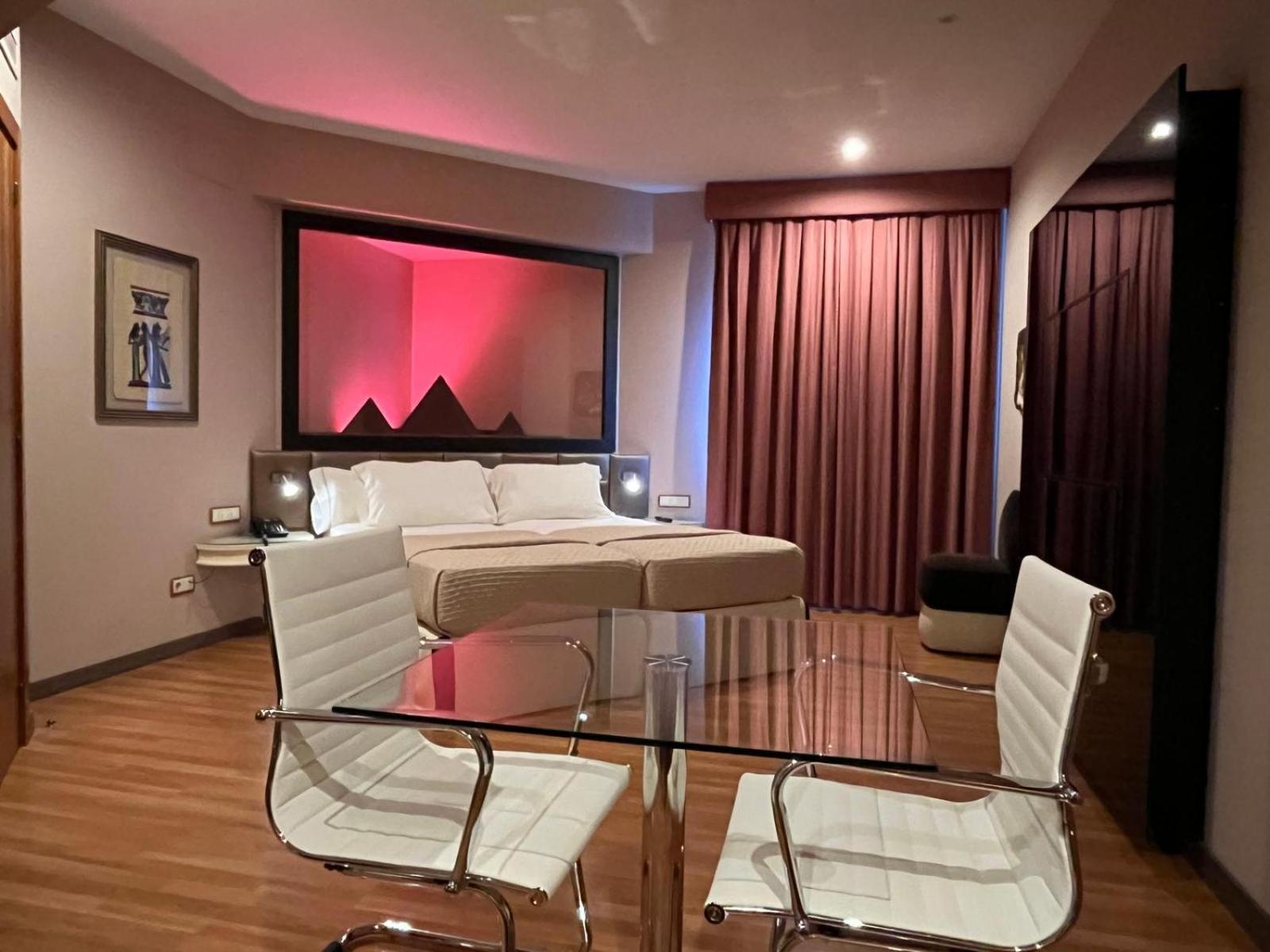 Hotel Alkalat Alcalá de Guadaira Εξωτερικό φωτογραφία